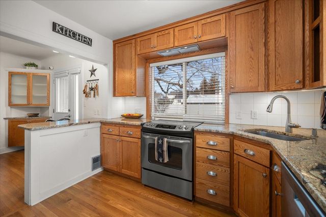 2810 W Fairview Ave, Spokane, WA 99205