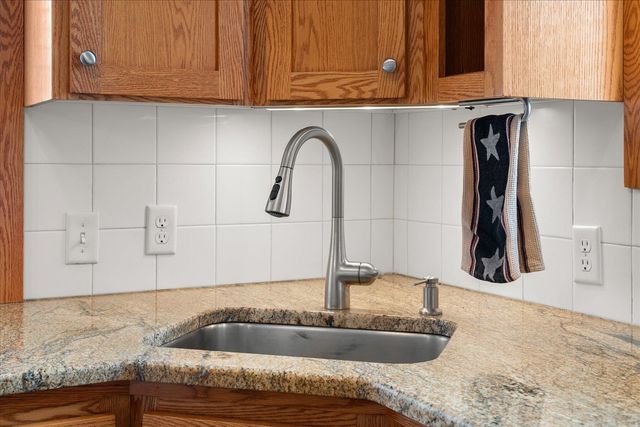 2810 W Fairview Ave, Spokane, WA 99205