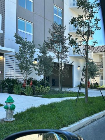1938 Jackson Street, Hollywood, FL 33020