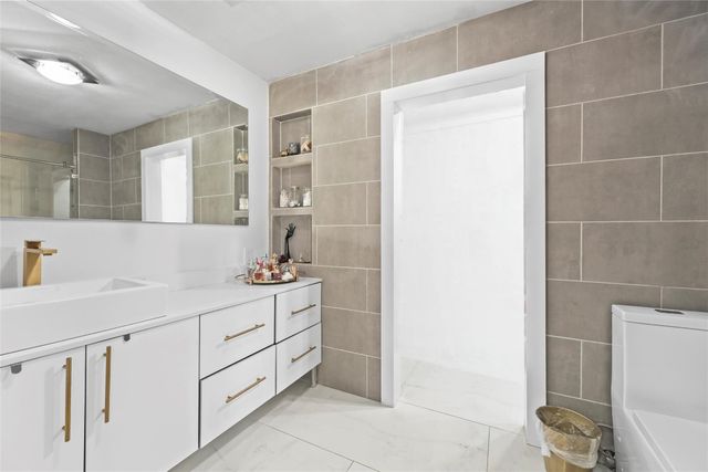 4131 NW 99th Avenue, Coral Springs, FL 33065