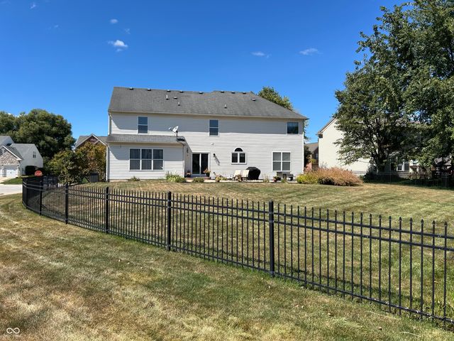 2265 Mossy Creek, Avon, IN 46123