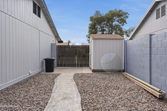 1504 W MARLBORO Drive, Chandler, AZ 85224