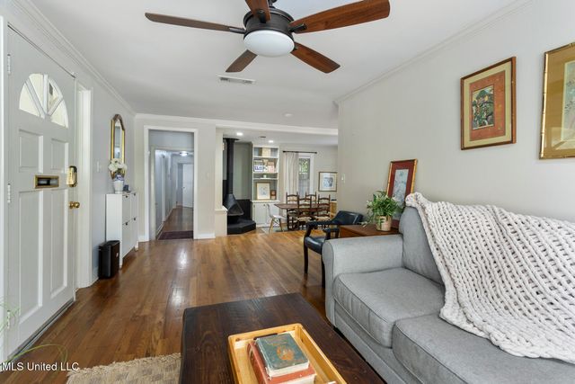 1710 Pine Street, Jackson, MS 39202