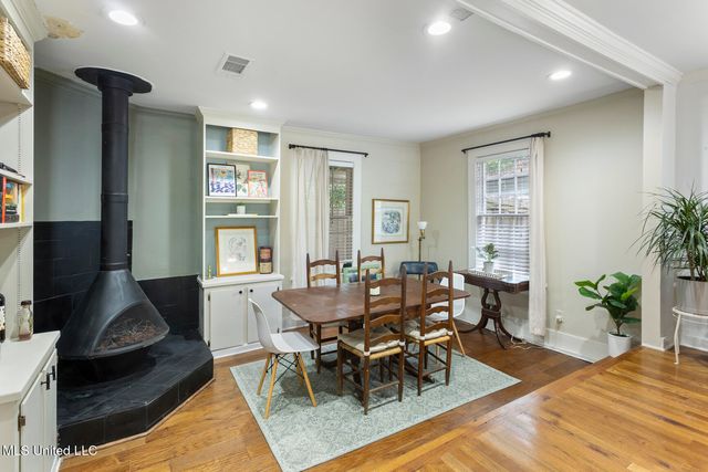 1710 Pine Street, Jackson, MS 39202