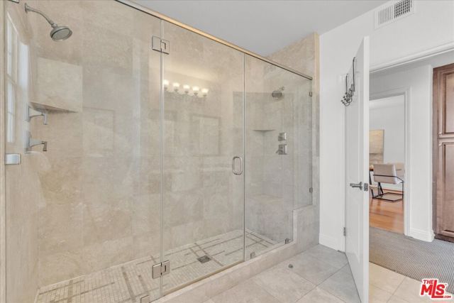 4805 Bellflower Avenue 203, North Hollywood (los Angeles), CA 91601
