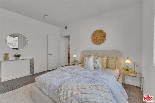 4805 Bellflower Avenue 203, North Hollywood (los Angeles), CA 91601