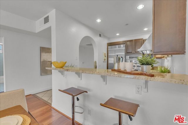 4805 Bellflower Avenue 203, North Hollywood (los Angeles), CA 91601