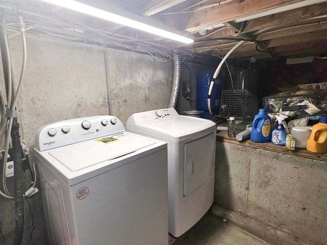389 Dothan Road, Hartford, VT 05001