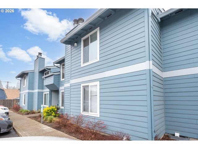 2330 Se BROOKWOOD Ave 206, Hillsboro, OR 97123