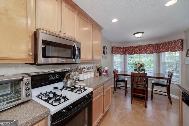 127 Laurel Springs Drive, Mcdonough, GA 30253