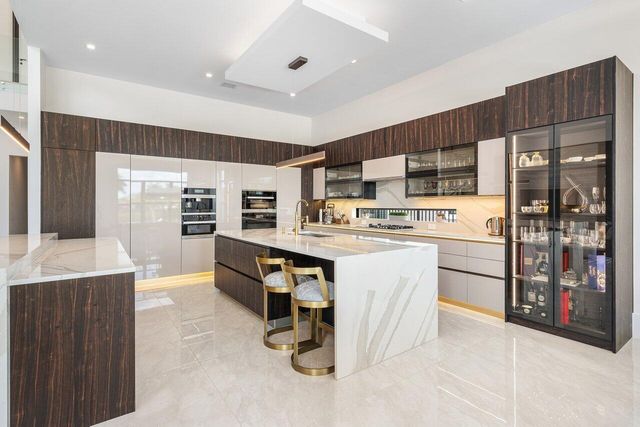 9625 Vescovato Way, Boca Raton, FL 33496