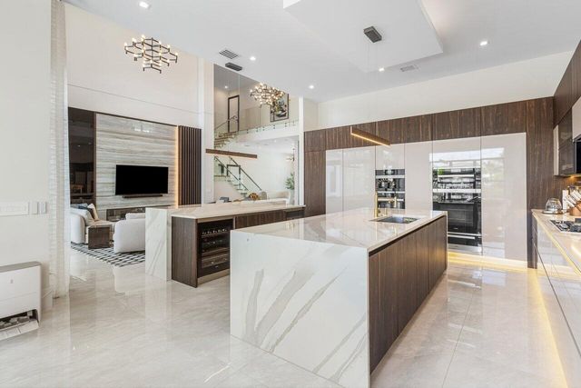 9625 Vescovato Way, Boca Raton, FL 33496