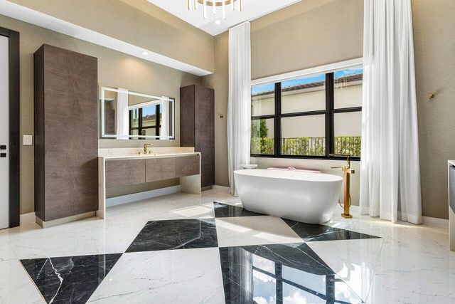 9625 Vescovato Way, Boca Raton, FL 33496