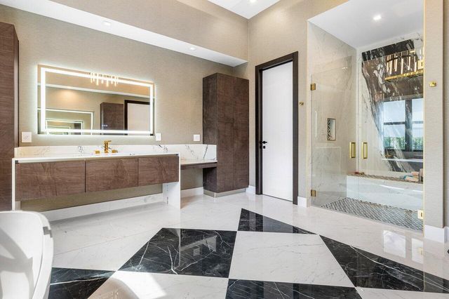9625 Vescovato Way, Boca Raton, FL 33496