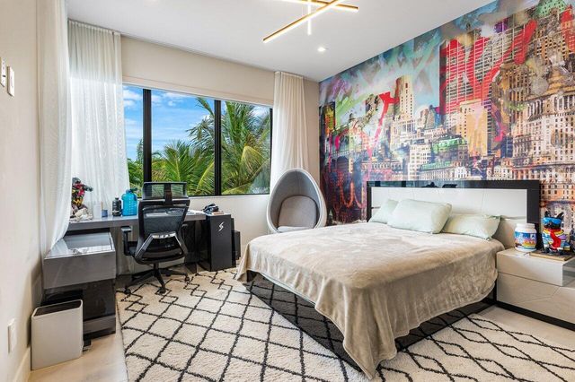 9625 Vescovato Way, Boca Raton, FL 33496