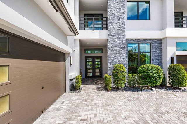 9625 Vescovato Way, Boca Raton, FL 33496