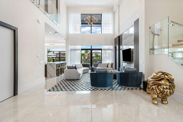 9625 Vescovato Way, Boca Raton, FL 33496