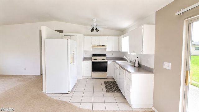 419 SE 15th ST, Cape Coral, FL 33990