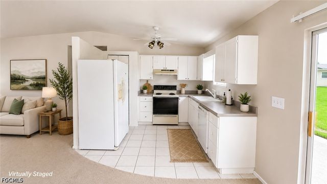 419 SE 15th ST, Cape Coral, FL 33990
