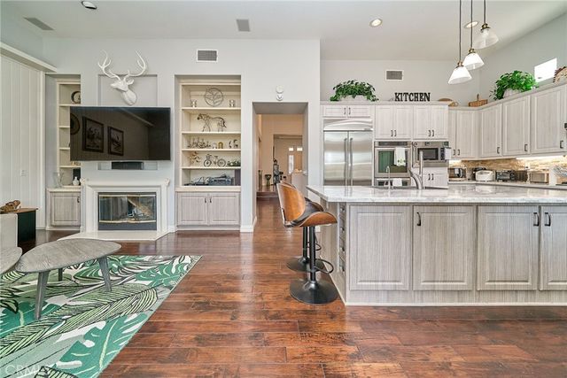 2620 Cypress Point, Tustin, CA 92782