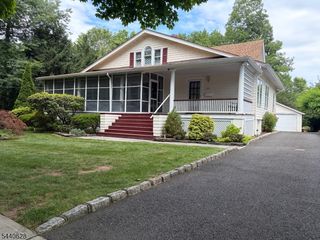 559 Parkview Ave, Westfield Town, NJ 07090
