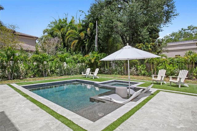 3107 W WATROUS AVENUE, Tampa, FL 33629