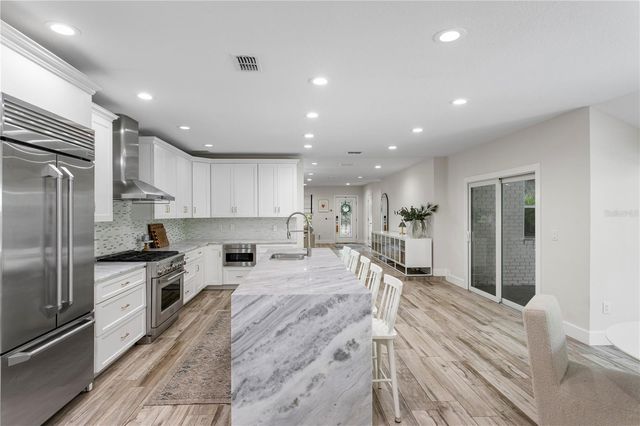 3107 W WATROUS AVENUE, Tampa, FL 33629