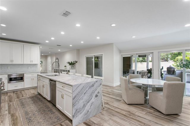 3107 W WATROUS AVENUE, Tampa, FL 33629