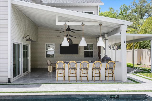 3107 W WATROUS AVENUE, Tampa, FL 33629