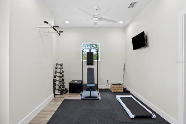 3107 W WATROUS AVENUE, Tampa, FL 33629