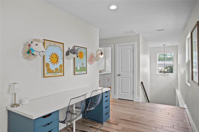3107 W WATROUS AVENUE, Tampa, FL 33629