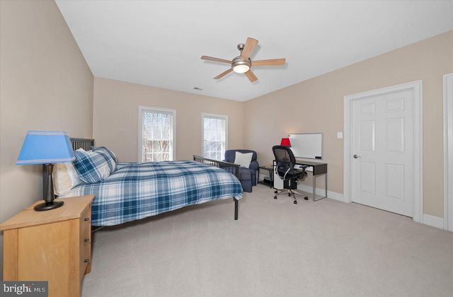 5 TRAYLOR DR, West Chester, PA 19382