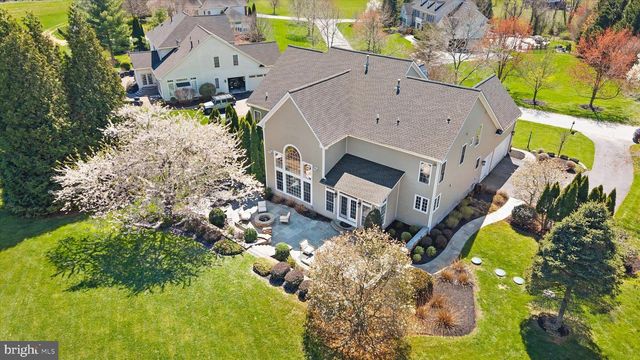 5 TRAYLOR DR, West Chester, PA 19382
