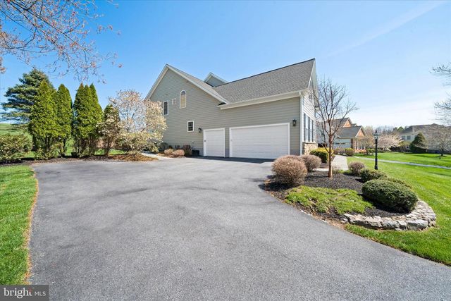 5 TRAYLOR DR, West Chester, PA 19382
