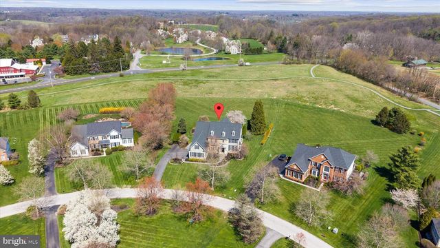 5 TRAYLOR DR, West Chester, PA 19382