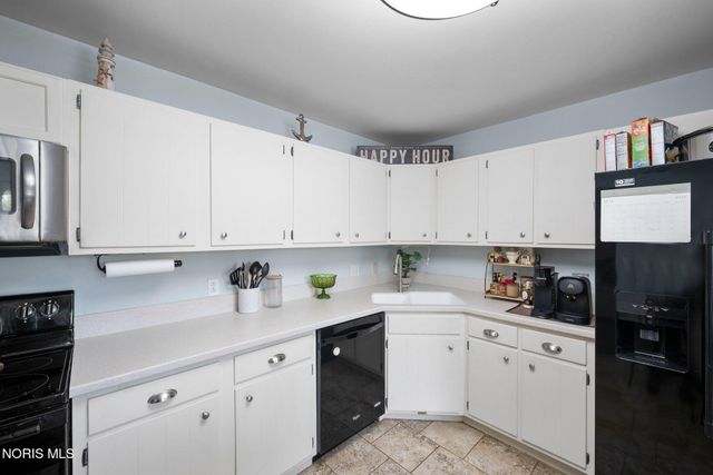 6640 Salisbury Road, C110, Maumee, OH 43537