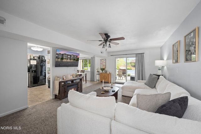 6640 Salisbury Road, C110, Maumee, OH 43537