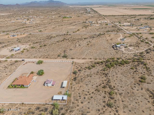 24 W superior Road 24, Maricopa, AZ 85139