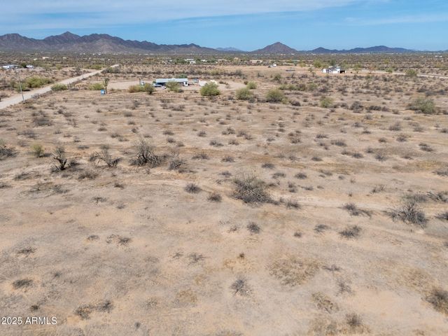 24 W superior Road 24, Maricopa, AZ 85139