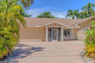 221 Viking WAY, Naples, FL 34110
