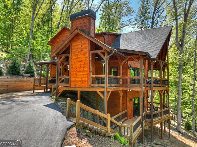 1601 Shady Falls Road, Blue Ridge, GA 30513