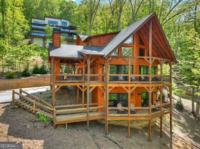 1601 Shady Falls Road, Blue Ridge, GA 30513