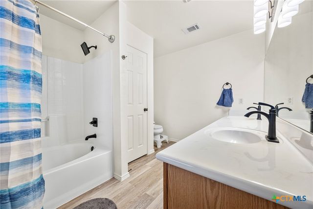 1227 E Avenue H, Nolanville, TX 76559