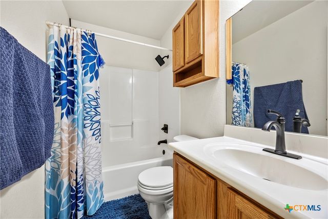 1227 E Avenue H, Nolanville, TX 76559