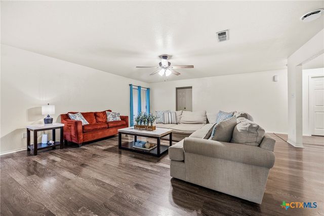 1227 E Avenue H, Nolanville, TX 76559