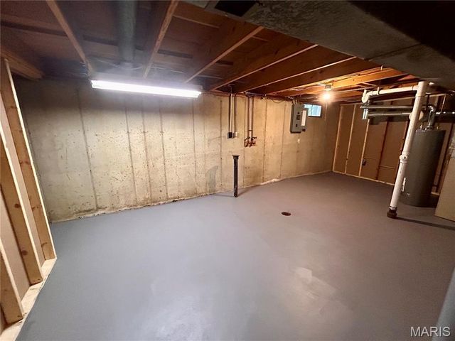 7374 Tannoia Drive, Hazelwood, MO 63042