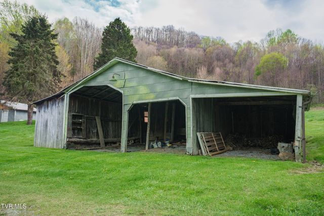 427 Cove Creek Road, Roan Mountain, TN 37687