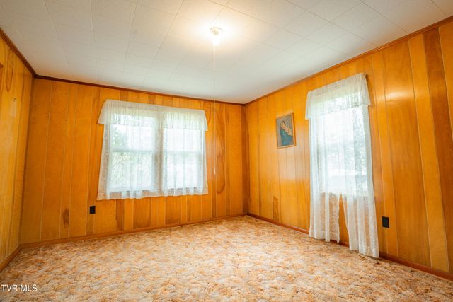 427 Cove Creek Road, Roan Mountain, TN 37687