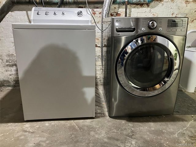 18 Park Avenue, Glen Cove, NY 11542