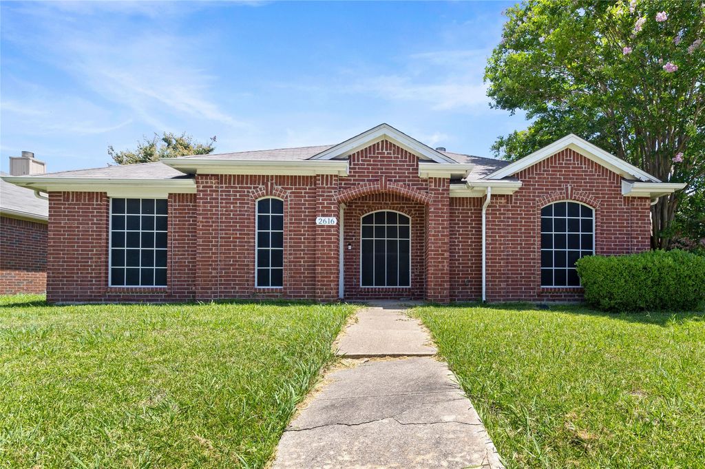 2616 Helen Lane, Mesquite, TX 75181